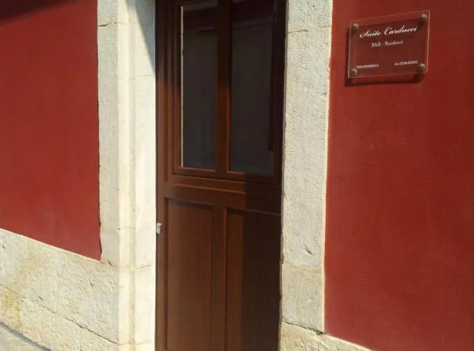 Carducci Hotel apartamentowy 3*
